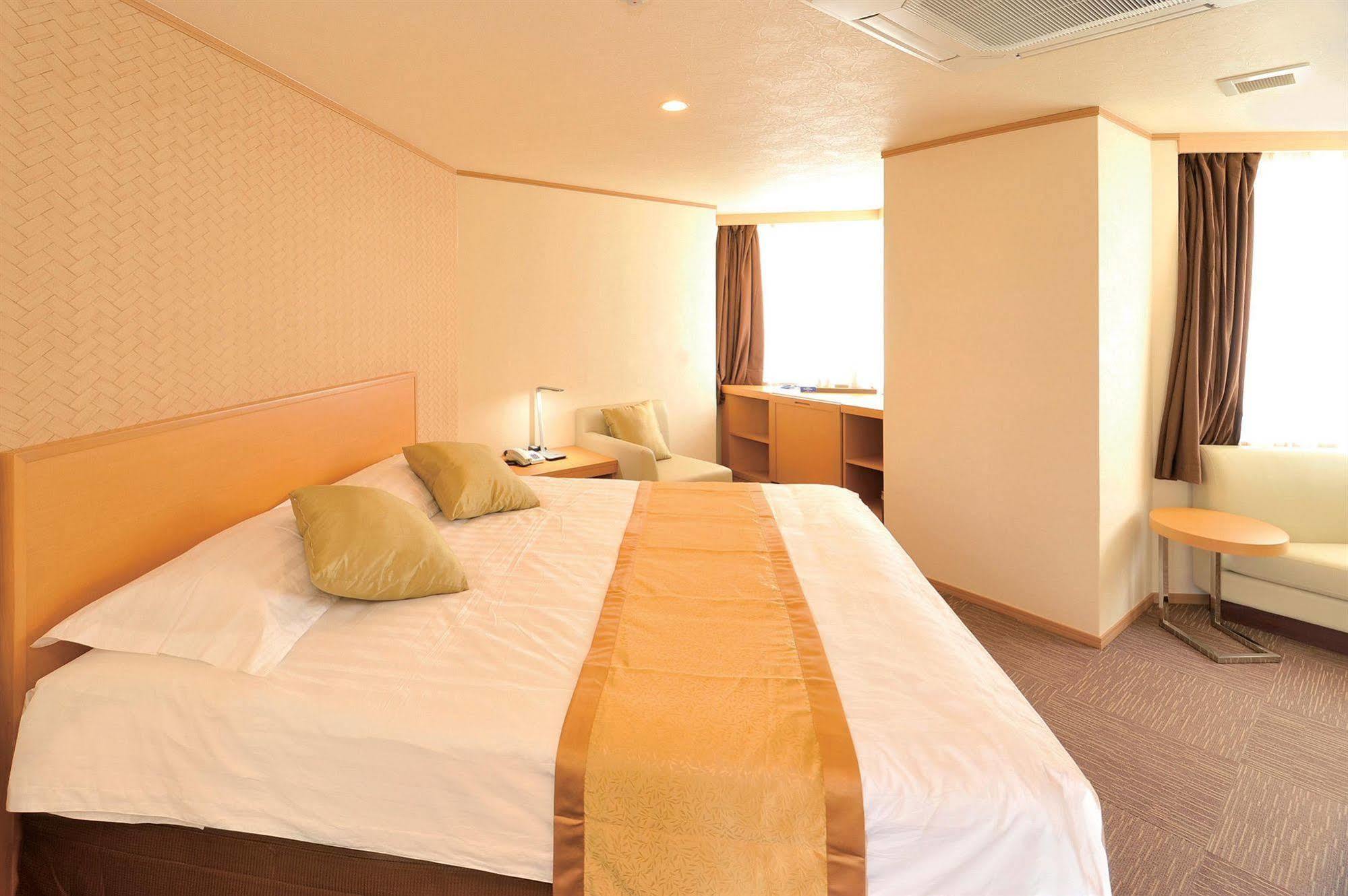 Hotel Marine World Nagasaki Bagian luar foto